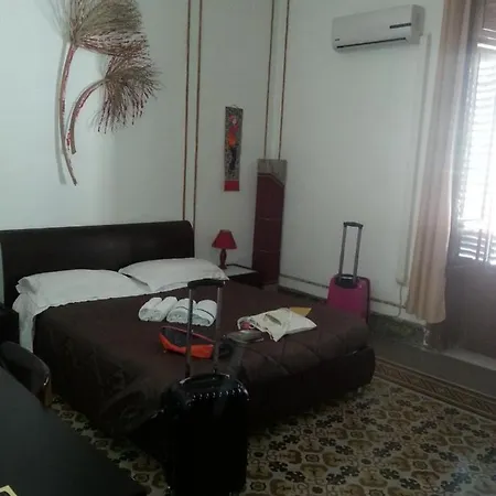 Locami Holiday&rooms Stabile 105 Bed & Breakfast *
