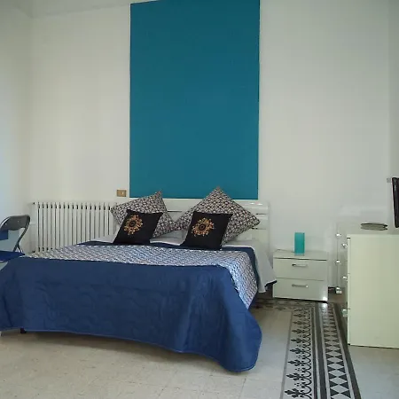 Locami Holiday&rooms Stabile 105 Bed and breakfast